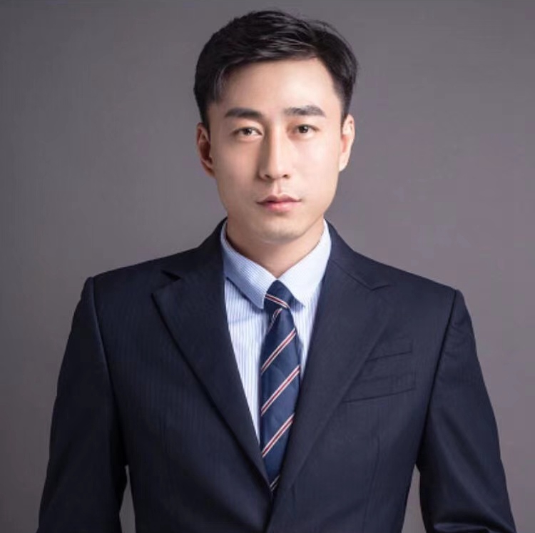 彭予 客户策略总监